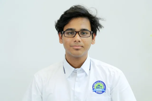 Outstanding Alumni Aung Zwe Maw @ Hisham